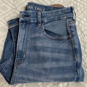 BRAND NWT American Eagle jeans size 10